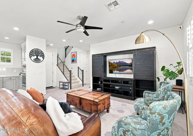 Photo 4 of Single family home for sale at 4636 E Beck Ln, Phoenix, AZ 85032 | MLS# 7077045 | Listing updated on 2026-09-10