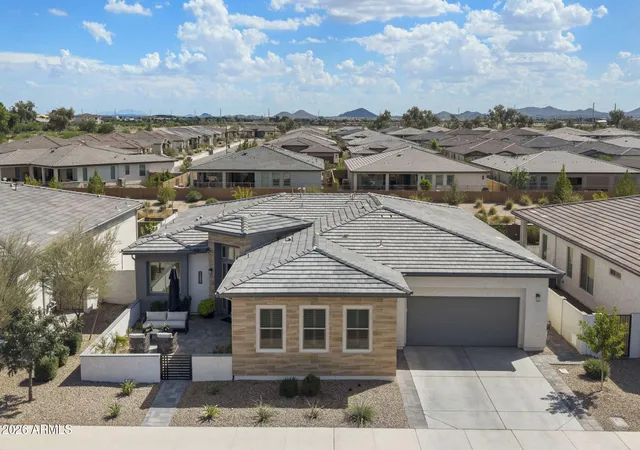 Photo 3 of Single family home for sale at 1237 W Cherrywood Dr, San Tan Valley, AZ 85140 | MLS# 7075741 | Listing updated on 2026-09-05