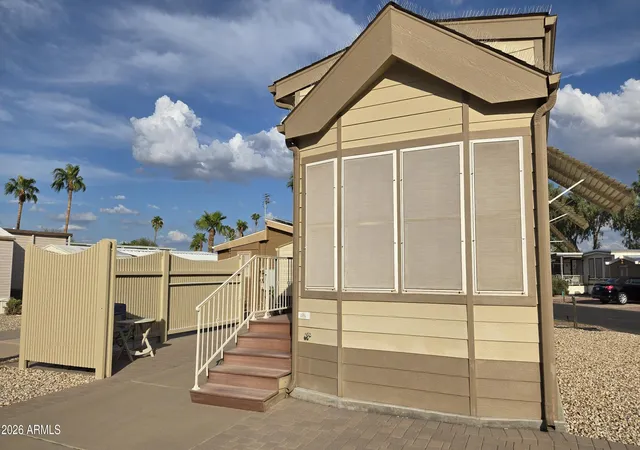 Photo 1 of Manufactured home for sale at 17200 W Bell Rd #299, Surprise, AZ 85374 | MLS# 7075942 | Listing updated on 2026-09-10
