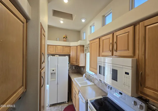 Photo 4 of Manufactured home for sale at 17200 W Bell Rd #299, Surprise, AZ 85374 | MLS# 7075942 | Listing updated on 2026-09-10