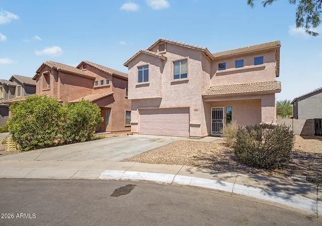 Photo 3 of Single family home for sale at 634 E Dekalb Ln, Phoenix, AZ 85040 | MLS# 7077959 | Listing updated on 2026-09-11