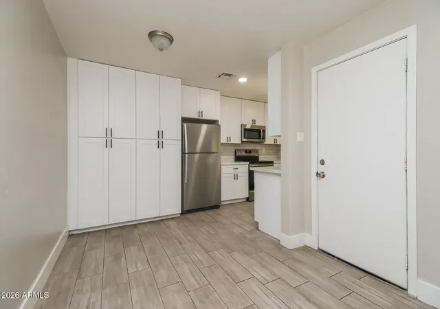 Photo 4 of Single family home for sale at 727 W Flint St, Chandler, AZ 85225 | MLS# 7075857 | Listing updated on 2026-09-18