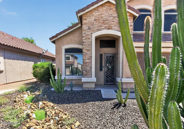 Photo 3 of Single family home for sale at 3619 N 104th Drive, Avondale, AZ 85392 | MLS# 7076124 | Listing updated on 2026-09-05