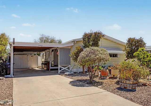 Photo 3 of Manufactured home for sale at 1249 S Palo Verde St, Mesa, AZ 85209 | MLS# 7076151 | Listing updated on 2026-09-15