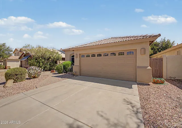 Photo 3 of Sale Pending at 8023 S 27th Way, Phoenix, AZ 85042 | MLS# 7076043 | Listing updated on 2026-09-14