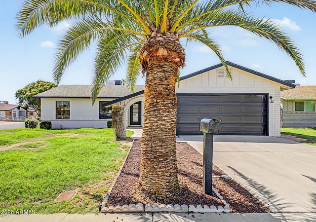 Photo 1 of Single family home for sale at 5617 W Cochise Dr, Glendale, AZ 85302 | MLS# 7076454 | Listing updated on 2026-09-06