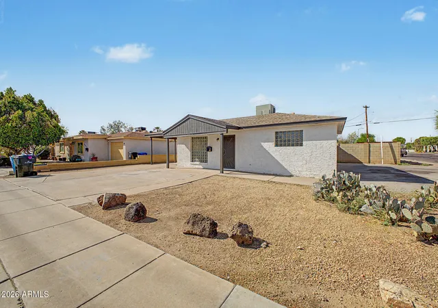 Photo 2 of Single family home for sale at 2902 W Northern Ave, Phoenix, AZ 85051 | MLS# 7076112 | Listing updated on 2026-09-16