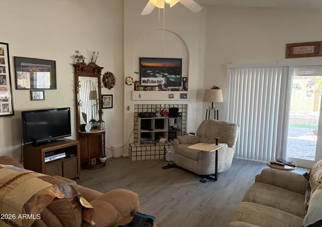 Photo 4 of Sale Pending at 3520 E Wickieup Ln #*SHARP, Phoenix, AZ 85050 | MLS# 7076033 | Listing updated on 2026-09-05