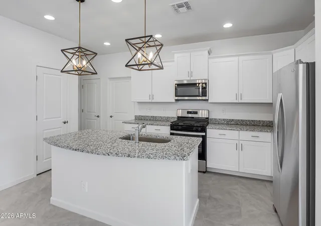 Photo 3 of Sale Pending at 41955 W Fiesta Ln, Maricopa, AZ 85138 | MLS# 7077301 | Listing updated on 2026-09-15
