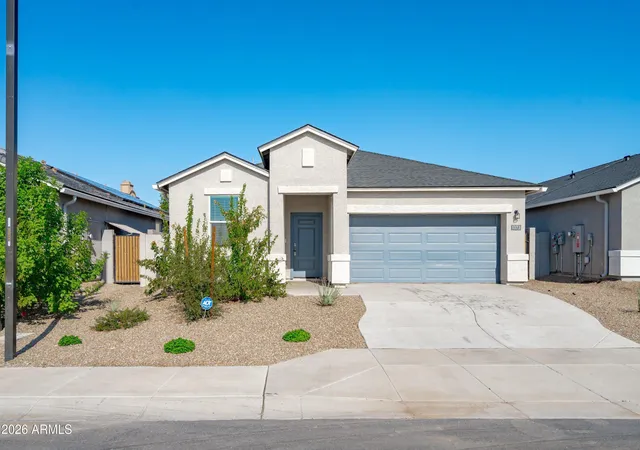 Photo 3 of Single family home for sale at 1373 S Vista Ave, Florence, AZ 85132 | MLS# 7075892 | Listing updated on 2026-10-09