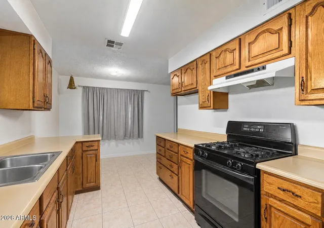 Photo 3 of Single family home for sale at 2228 N 47th Drive, Phoenix, AZ 85035 | MLS# 7076976 | Listing updated on 2026-09-16