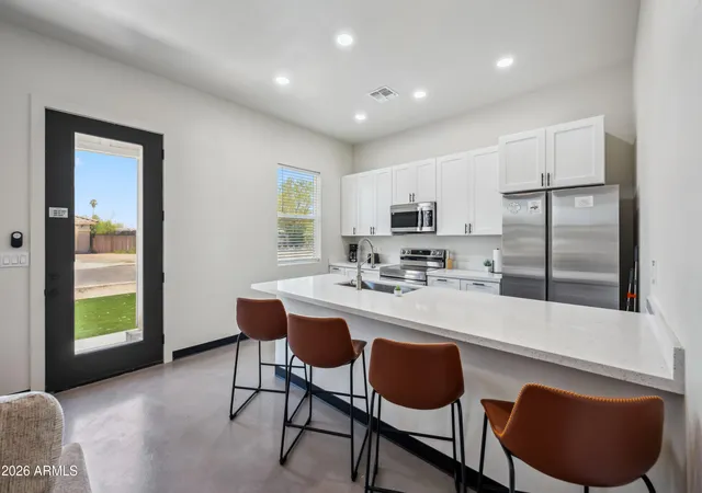 Photo 2 of Townhouse for sale at 4132 N 11th Street, Phoenix, AZ 85014 | MLS# 7079145 | Listing updated on 2026-09-12