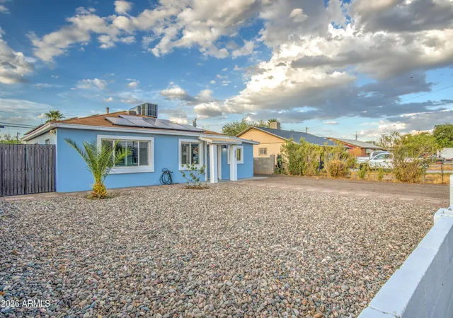 Photo 1 of Single family home for sale at 2030 W Monte Vista Rd, Phoenix, AZ 85009 | MLS# 7076464 | Listing updated on 2026-09-20