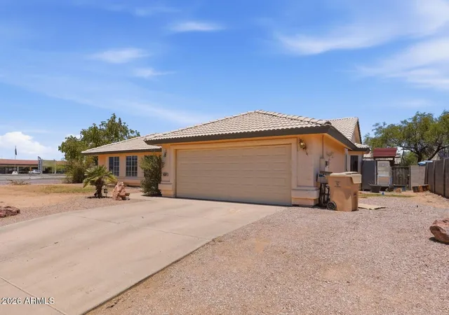 Photo 3 of Sale Pending at 9584 W Tinajas Dr, Arizona City, AZ 85123 | MLS# 7075994 | Listing updated on 2026-10-06