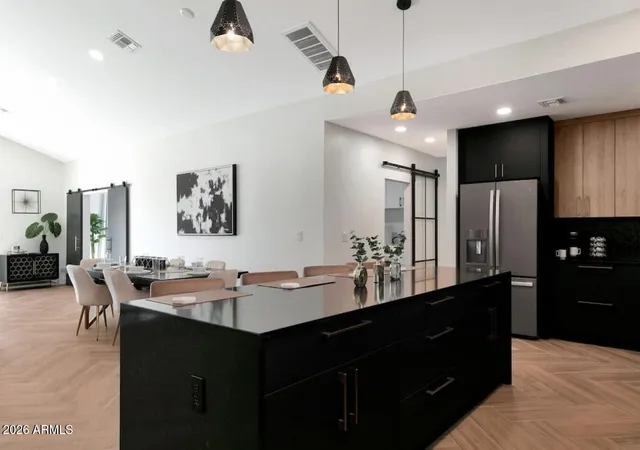 Photo 4 of Single family home for sale at 3031 N 52nd Street, Phoenix, AZ 85018 | MLS# 7075879 | Listing updated on 2026-10-15