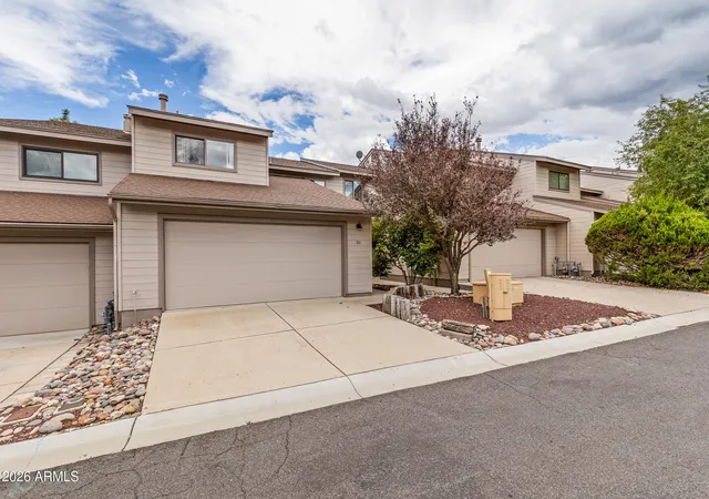 Photo 4 of Townhouse for sale at 2900 N Saddleback Way #59, Flagstaff, AZ 86004 | MLS# 7075980 | Listing updated on 2026-09-12