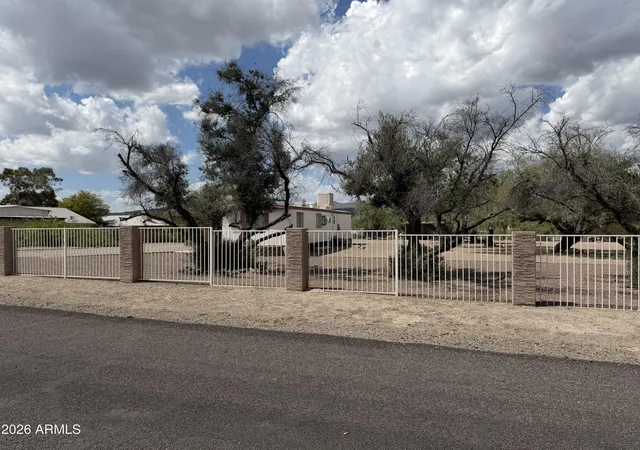 Photo 3 of Land for sale at 34150 S Luellen Dr #3, Black Canyon City, AZ 85324 | MLS# 7076089 | Listing updated on 2026-09-23
