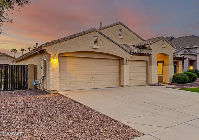 Photo 3 of Single family home for sale at 8239 W Harmony Ln, Peoria, AZ 85382 | MLS# 7076982 | Listing updated on 2026-09-13