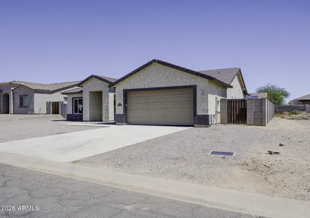 Photo 3 of Sale Pending at 14613 S Vera Cruz Rd, Arizona City, AZ 85123 | MLS# 7078974 | Listing updated on 2026-10-02