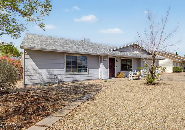 Photo 3 of Single family home for sale at 7214 W Desert Cvs Ave, Peoria, AZ 85345 | MLS# 7076439 | Listing updated on 2026-10-09