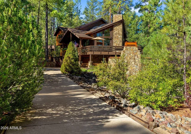 Photo 2 of Single family home for sale at 3606 Aspen Ln, Pinetop, AZ 85935 | MLS# 7076172 | Listing updated on 2026-09-07