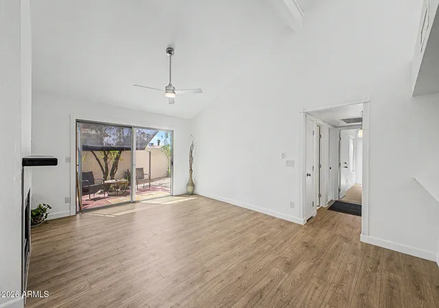 Listing Photo 4 - Condo for sale in building located at 1111 W Smt Pl, Chandler, AZ 85224 - Unit #32
