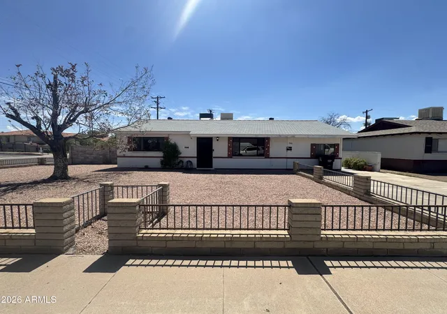 Photo 1 of Single family home for sale at 7543 E Papago Dr, Scottsdale, AZ 85257 | MLS# 7076226 | Listing updated on 2026-09-11