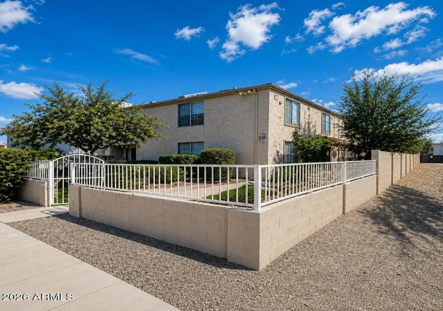 Photo 1 of Townhouse for sale at 1021 E Pierce St, Phoenix, AZ 85006 | MLS# 7076583 | Listing updated on 2026-09-05