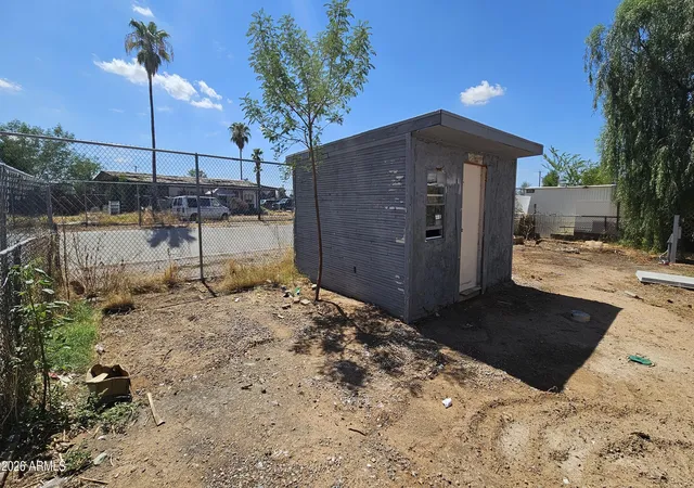 Photo 3 of Manufactured home for sale at 9113 E Butternut Ave, Mesa, AZ 85208 | MLS# 7076257 | Listing updated on 2026-09-17