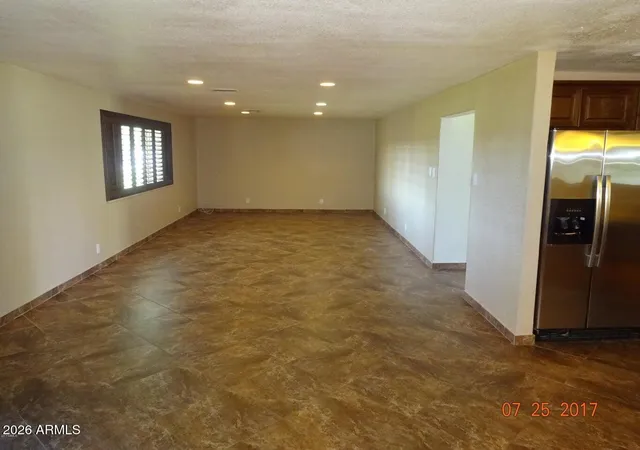 Photo 4 of Single family home for sale at 14 S 29th Place, Gilbert, AZ 85296 | MLS# 7076293 | Listing updated on 2026-09-18