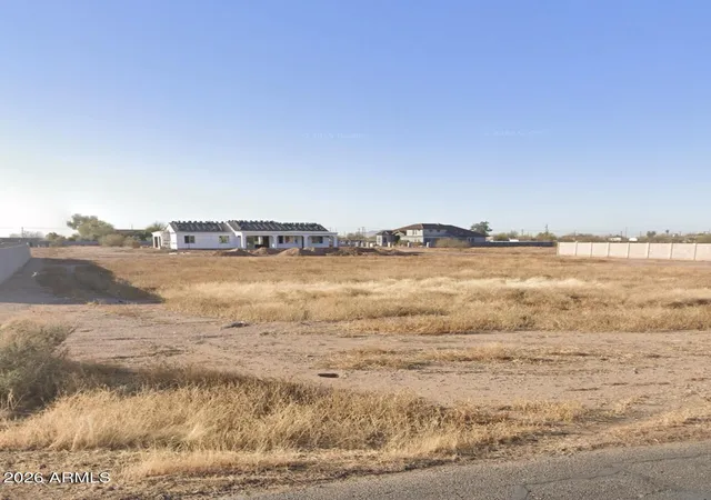 Photo 4 of Single family home for sale at 7085 W Gelding Ln, Coolidge, AZ 85128 | MLS# 7076262 | Listing updated on 2026-09-08