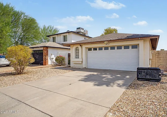 Photo 4 of Single family home for sale at 3717 W Villa Maria Dr, Glendale, AZ 85308 | MLS# 7076316 | Listing updated on 2026-09-13