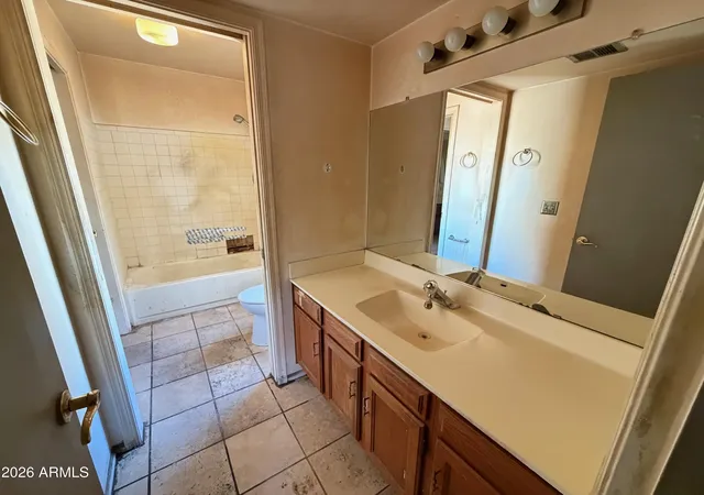 Photo 4 of Townhouse for sale at 2834 S Extension Rd #2042, Mesa, AZ 85210 | MLS# 7076339 | Listing updated on 2026-10-17