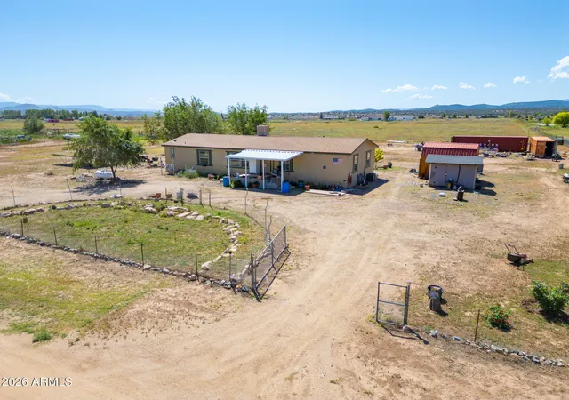 Photo 1 of Manufactured home for sale at 2575 W Annie Rd, Paulden, AZ 86334 | MLS# 7079118 | Listing updated on 2026-09-26