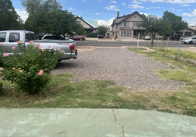 Photo 17 of Single family home for sale at 921 E 10th Street, Douglas, AZ 85607 | MLS# 7076400 | Listing updated on 2026-09-08