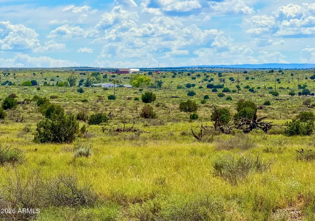 Photo 1 of Sale Pending at 0 Hay Holw Rd 20 Acres, Snowflake, AZ 85937 | MLS# 7076431 | Listing updated on 2026-09-23