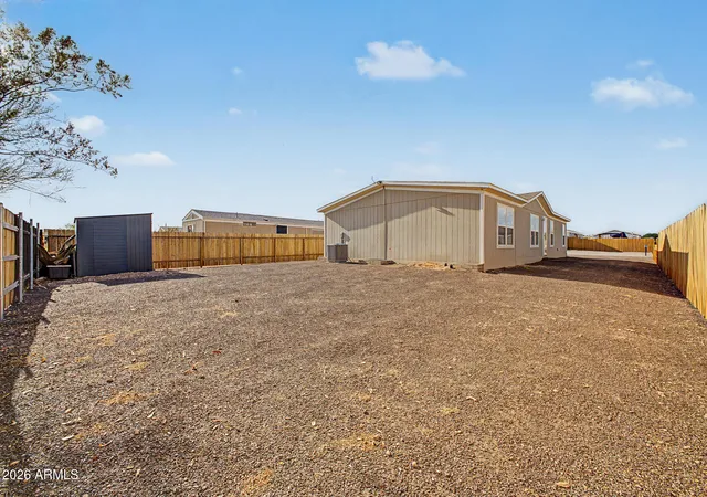 Photo 20 of Manufactured home for sale at 22425 W Pleasant Ln, Wittmann, AZ 85361 | MLS# 7076421 | Listing updated on 2026-09-07
