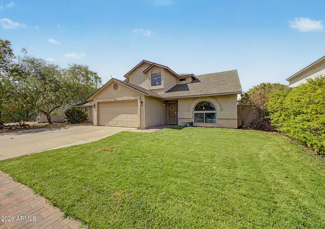 Single family home for sale at 3926 W Mariposa Grande Ln, Glendale, AZ 85310 | MLS# 7076606