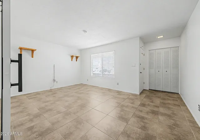 Photo 4 of Single family home for sale at 3327 W Mountain View Rd, Phoenix, AZ 85051 | MLS# 7078069 | Listing updated on 2026-09-18