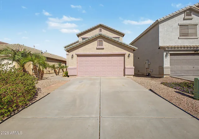 Photo 2 of Single family home for sale at 37947 N Luke Ln, San Tan Valley, AZ 85140 | MLS# 7076603 | Listing updated on 2026-09-11