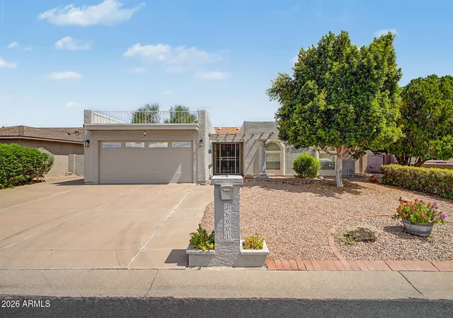 Photo 1 of Single family home for sale at 26001 S Brentwood Dr, Sun Lakes, AZ 85248 | MLS# 7077569 | Listing updated on 2026-09-13
