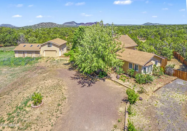 Photo 4 of Single family home for sale at 10095 Buckskin Ct, Flagstaff, AZ 86004 | MLS# 7076537 | Listing updated on 2026-09-06