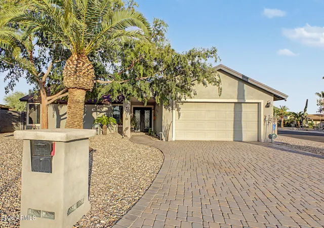 Photo 4 of Single family home for sale at 12615 N 38th Place, Phoenix, AZ 85032 | MLS# 7076591 | Listing updated on 2026-09-11