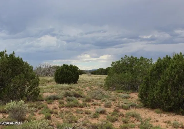 Photo 1 of Sale Pending at 5705 Lindsey Ln #83, Winslow, AZ 86047 | MLS# 7076521 | Listing updated on 2026-09-05