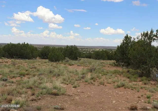 Photo 2 of Sale Pending at 5705 Lindsey Ln #83, Winslow, AZ 86047 | MLS# 7076521 | Listing updated on 2026-09-05