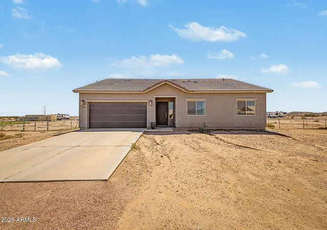 Photo 1 of Single family home for sale at 10539 W Willow Peak Ave, Casa Grande, AZ 85193 | MLS# 7076826 | Listing updated on 2026-09-07