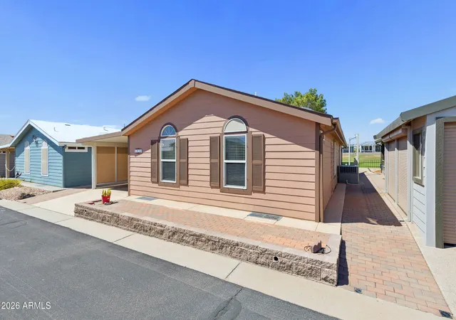 Photo 3 of Manufactured home for sale at 650 N Hawes Rd #4830, Mesa, AZ 85207 | MLS# 7076579 | Listing updated on 2026-09-06