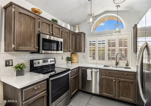 Photo 3 of Single family home for sale at 1030 E Villa Theresa Dr, Phoenix, AZ 85022 | MLS# 7076661 | Listing updated on 2026-09-21