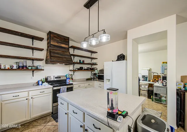 Photo 4 of Single family home for sale at 4532 E Oxford Ln, Gilbert, AZ 85295 | MLS# 7078650 | Listing updated on 2026-09-11