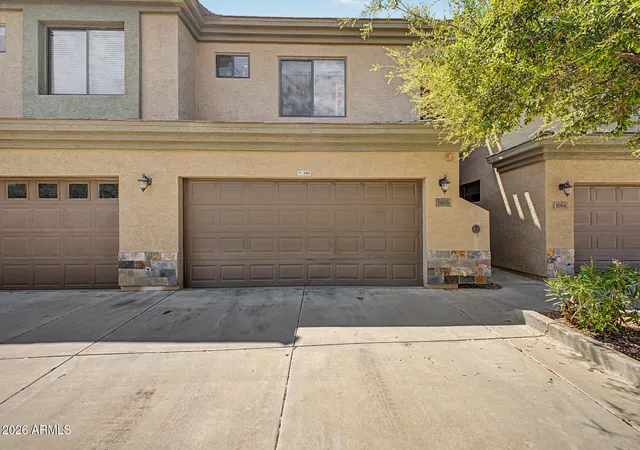 Photo 2 of Townhouse for sale at 705 W Queen Crk Rd #1003, Chandler, AZ 85248 | MLS# 7078875 | Listing updated on 2026-09-12